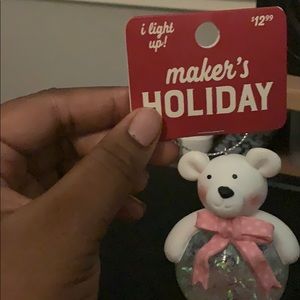 Polar bear crystal ball